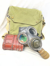 Load image into Gallery viewer, WW2 British Army Soldiers GSR Gas Mask in Bag - 1941 Dated