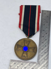 Charger l'image dans la galerie, Original WW2 War Merit Medal (Kriegsverdienstmedaille) - The Militaria Shop