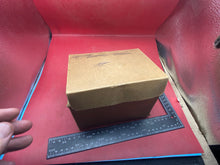 Lade das Bild in den Galerie-Viewer, Original WW2 British Home Front Civilian Gas Mask in Box of Issue - The Militaria Shop