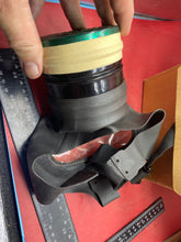 Lade das Bild in den Galerie-Viewer, Original WW2 British Home Front Civilian Gas Mask in Box of Issue - The Militaria Shop