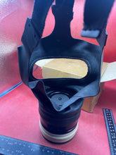 Lade das Bild in den Galerie-Viewer, Original WW2 British Home Front Civilian Gas Mask in Box of Issue - The Militaria Shop