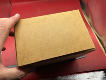 Lade das Bild in den Galerie-Viewer, Original WW2 British Home Front Civilian Gas Mask in Box of Issue 1940 - The Militaria Shop