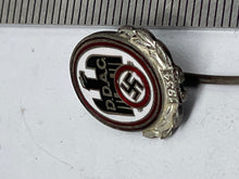 Charger l'image dans la galerie, Original DDAC-Der Deutsche Automobil Club Silver Honor Badge - The Militaria Shop