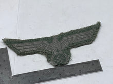 Charger l'image dans la galerie, Original WW2 German Army Eagle - Tunic Removed - The Militaria Shop