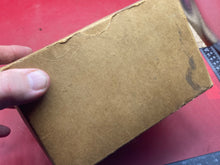 Lade das Bild in den Galerie-Viewer, Original WW2 British Home Front Civilian Gas Mask in Box of Issue 1937 - The Militaria Shop