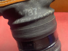 Lade das Bild in den Galerie-Viewer, Original WW2 British Home Front Civilian Gas Mask in Box of Issue 1937 - The Militaria Shop