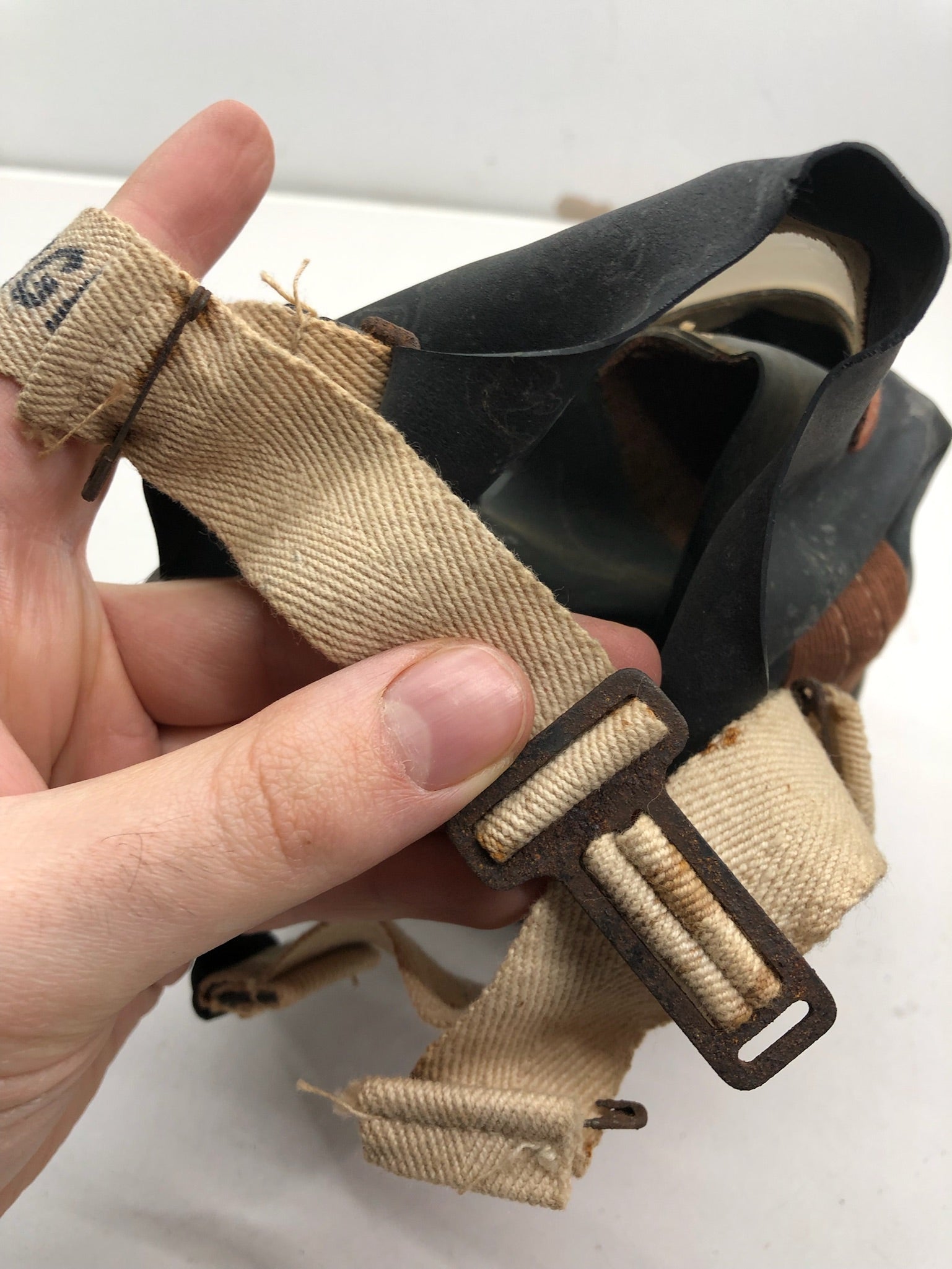 Original WW2 British Home Front Civilian Respirator Gas Mask & Box - The Militaria Shop