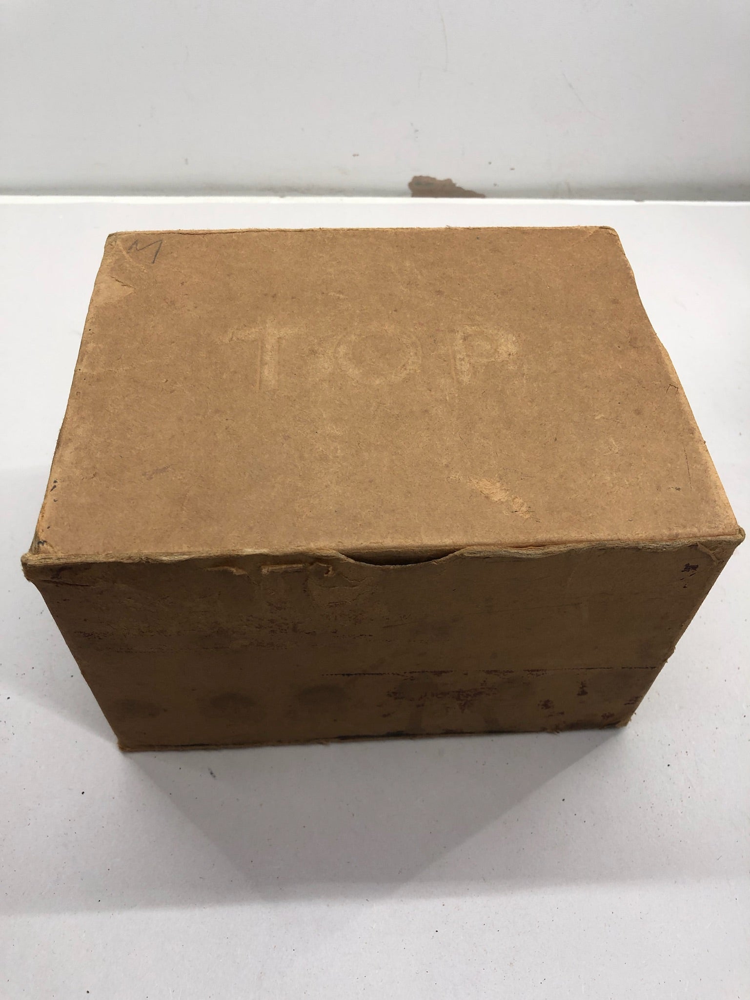 Original WW2 British Home Front Civilian Respirator Gas Mask & Box - The Militaria Shop