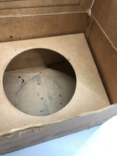 Charger l'image dans la galerie, Original WW2 British Home Front Civilian Respirator Gas Mask & Box - The Militaria Shop