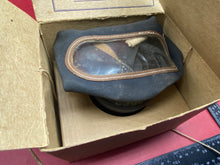 Lade das Bild in den Galerie-Viewer, Original WW2 British Home Front Civilian Gas Mask in Box of Issue 1937 - The Militaria Shop