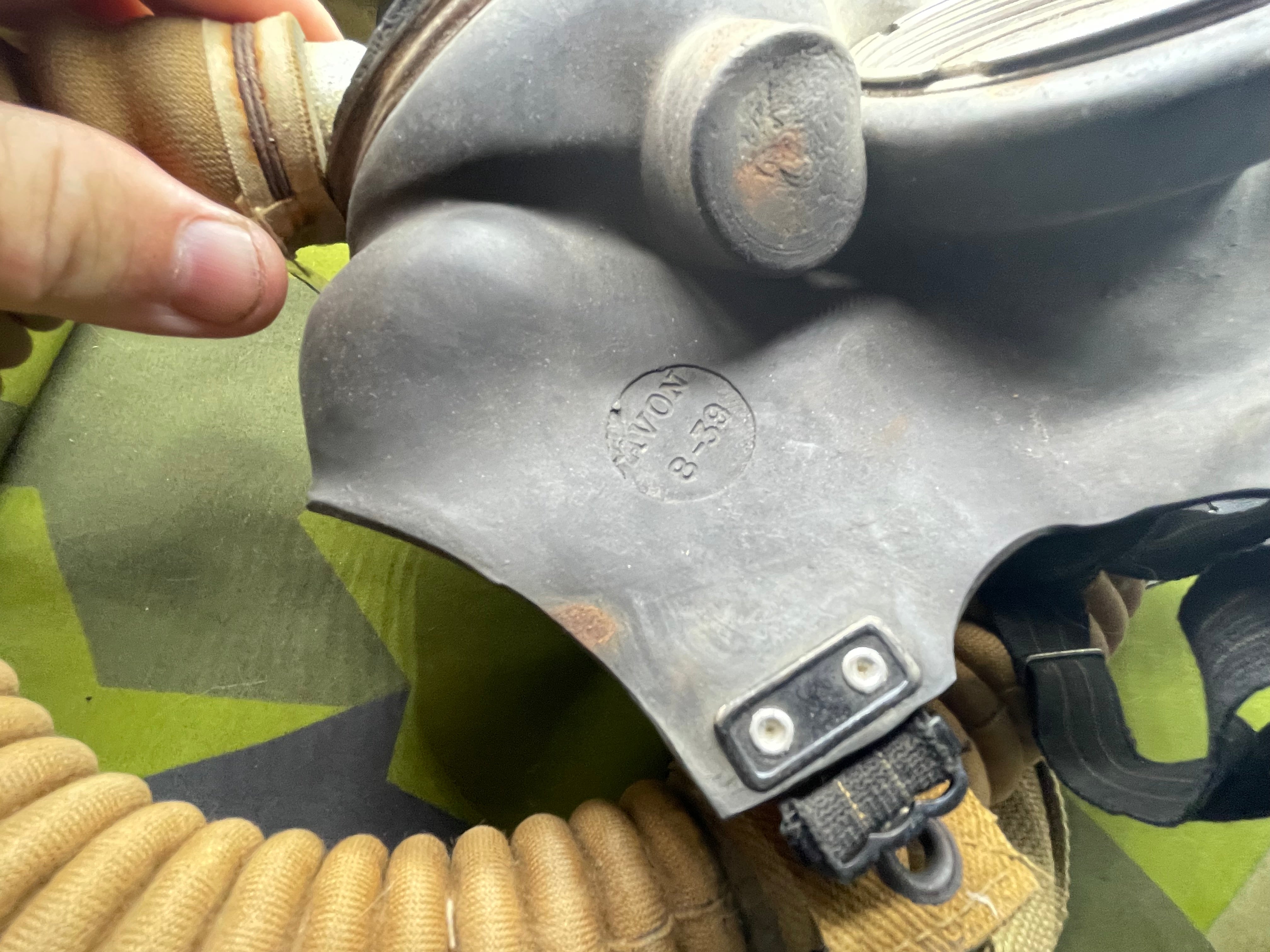 Original WW2 British Army Long-Hose Gas Mask with Bag - The Militaria Shop