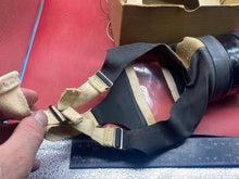 Lade das Bild in den Galerie-Viewer, Original WW2 British Home Front Civilian Gas Mask in Box of Issue - The Militaria Shop