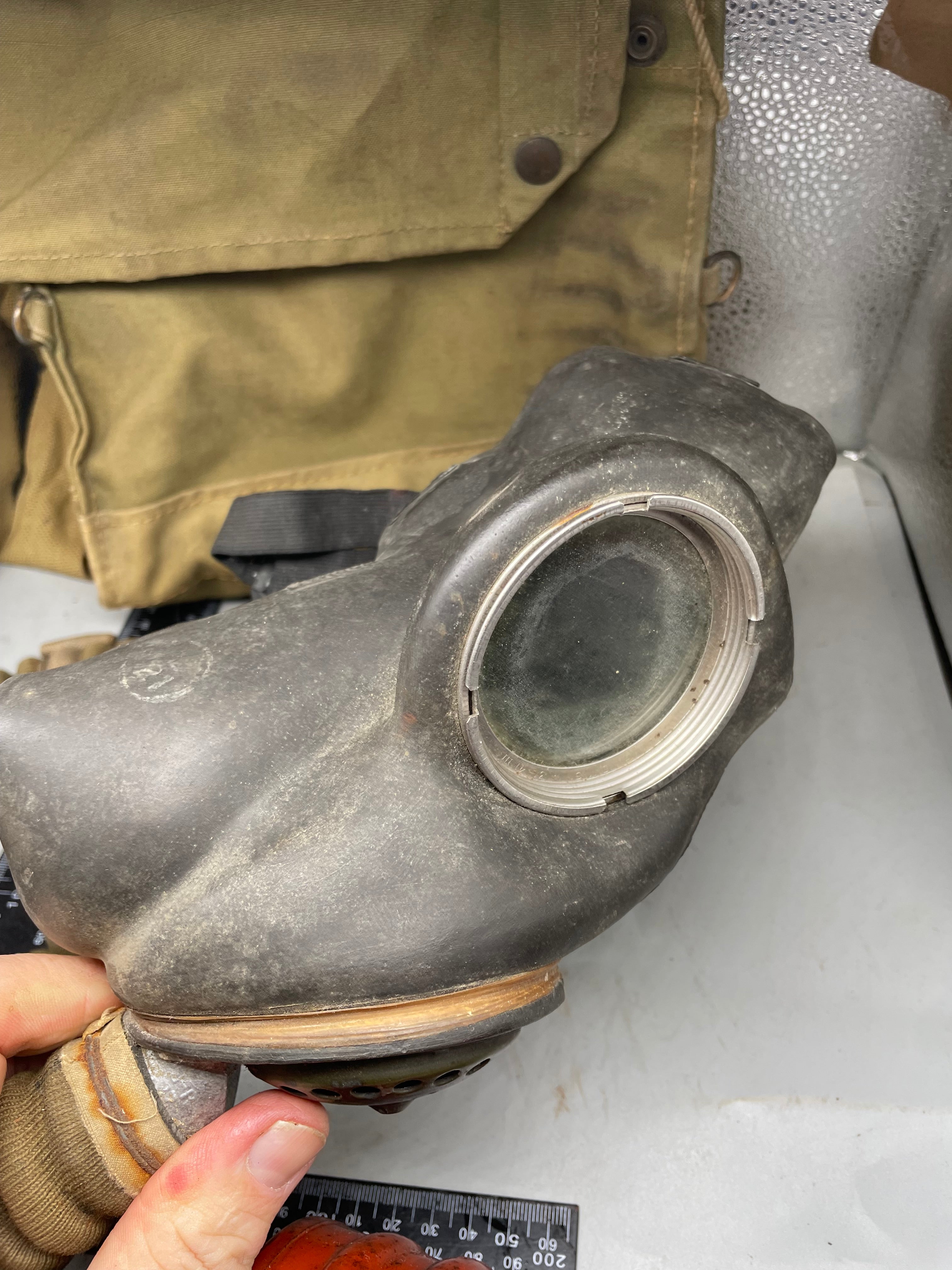 Original WW2 Long Hose British Army Gas Mask & Bag 1941 Dated - The Militaria Shop
