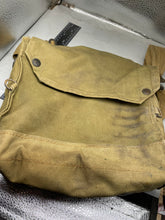 Charger l'image dans la galerie, Original WW2 Long Hose British Army Gas Mask & Bag 1941 Dated - The Militaria Shop