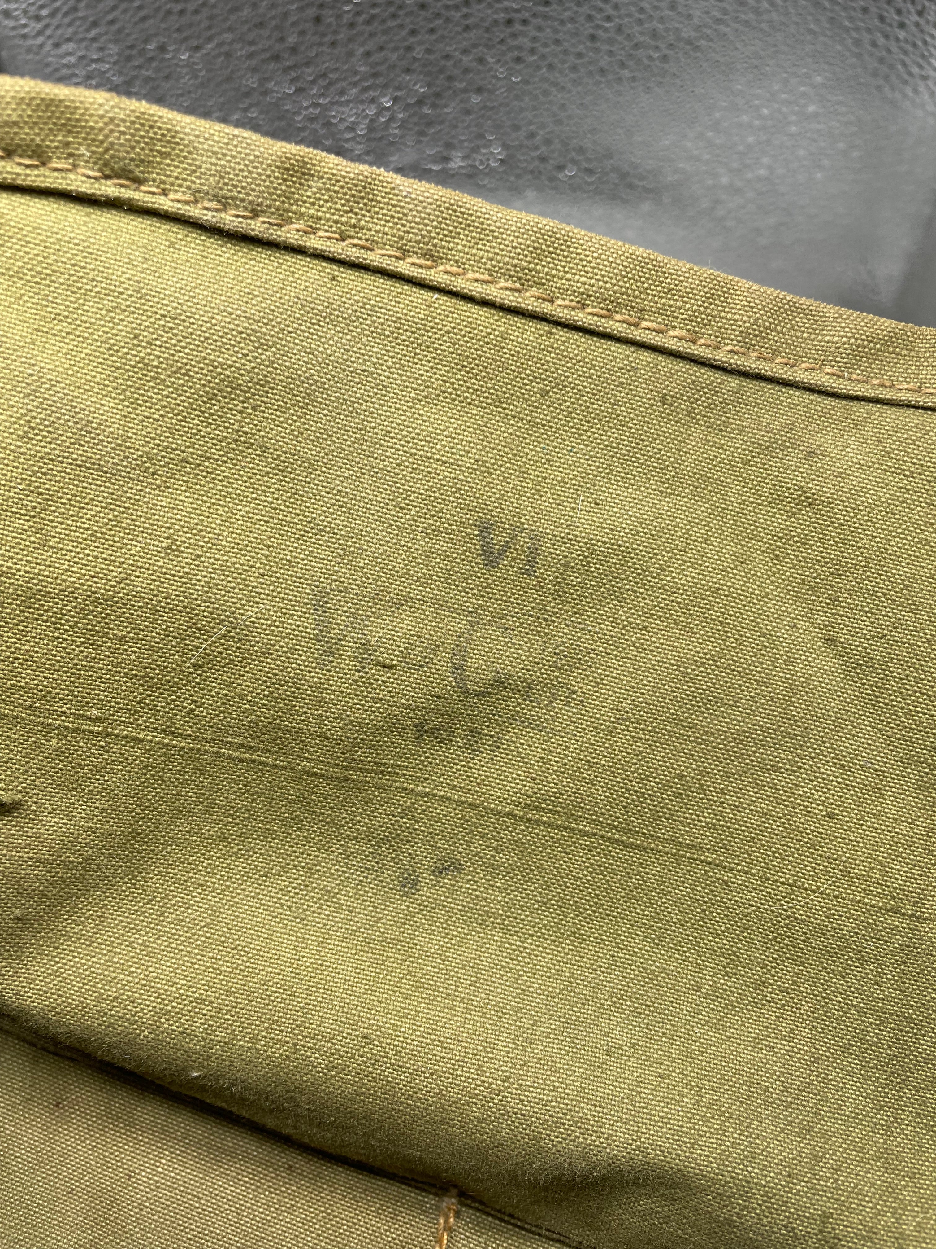 Original WW2 Long Hose British Army Gas Mask & Bag 1941 Dated - The Militaria Shop