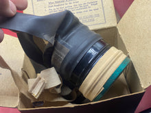 Lade das Bild in den Galerie-Viewer, Original WW2 British Home Front Labelled Civilian Gas Mask in Box of Issue 1939 - The Militaria Shop