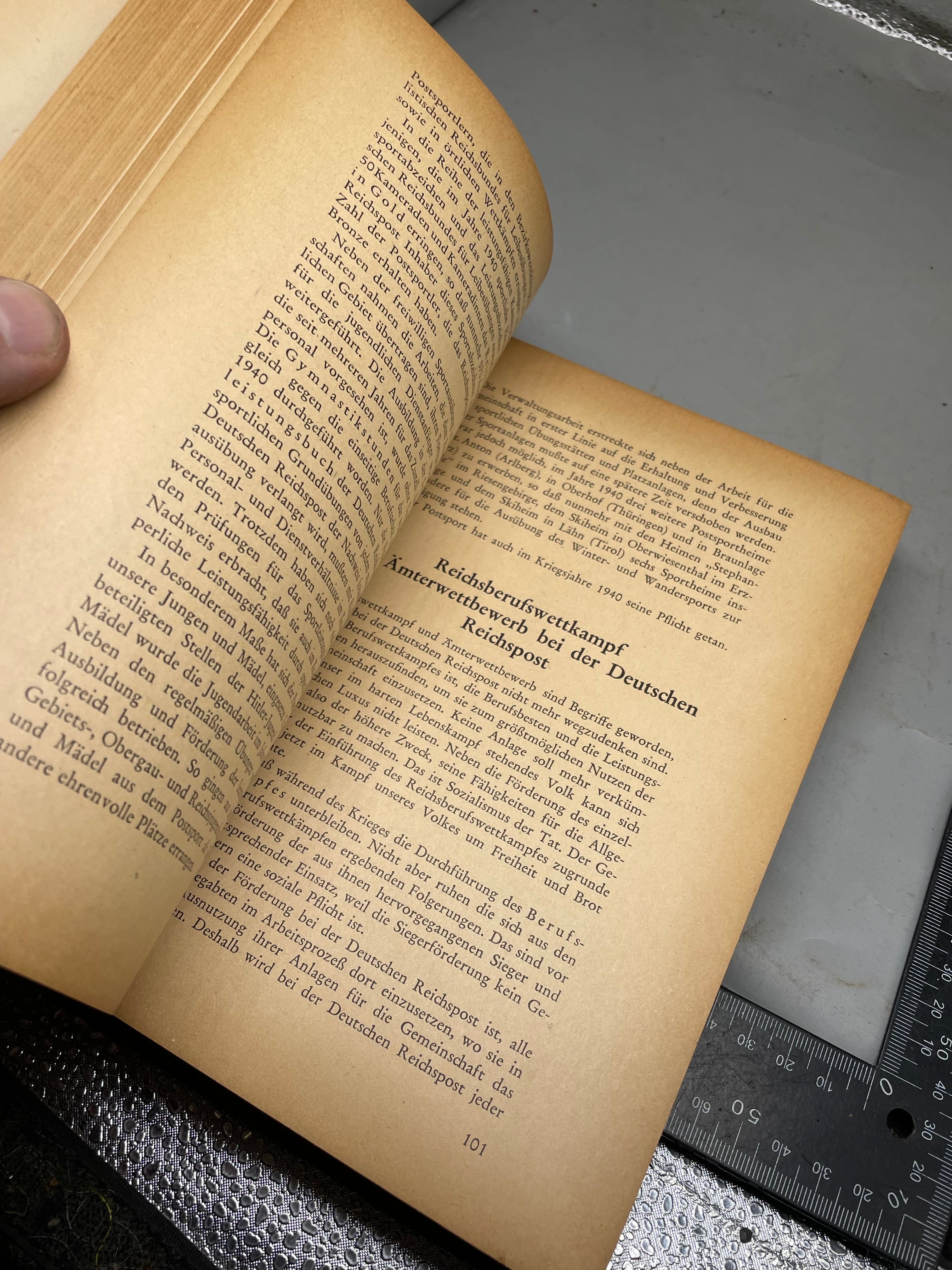 Das Zeesener Buch 1941: The Zeesen Book 1941 - The Militaria Shop