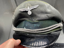 Lade das Bild in den Galerie-Viewer, WW2 German Army Officer's Peaked Cap - Size 57cm - The Militaria Shop