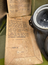 Load image into Gallery viewer, Original British Army Assault Gas Mask in Bag with Goggle Packets