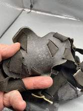 Load image into Gallery viewer, Original WW2 British Army Soldier's Gas Mask - Face Piece - The Militaria Shop