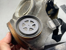 Charger l'image dans la galerie, Original British Army Assault Gas Mask - The Militaria Shop