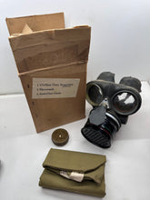 Charger l'image dans la galerie, Original WW2 British Civil Defence ARP Service Respirator Gas Mask - Complete