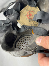 Charger l'image dans la galerie, Original British Army Assault Gas Mask - The Militaria Shop