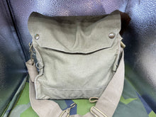 Load image into Gallery viewer, Original WW2 British Army GSR General Service Respirator Gas Mask Set (Coloured Filter)