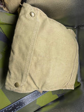 Load image into Gallery viewer, Original WW2 British Army GSR General Service Respirator Gas Mask Set (Coloured Filter)