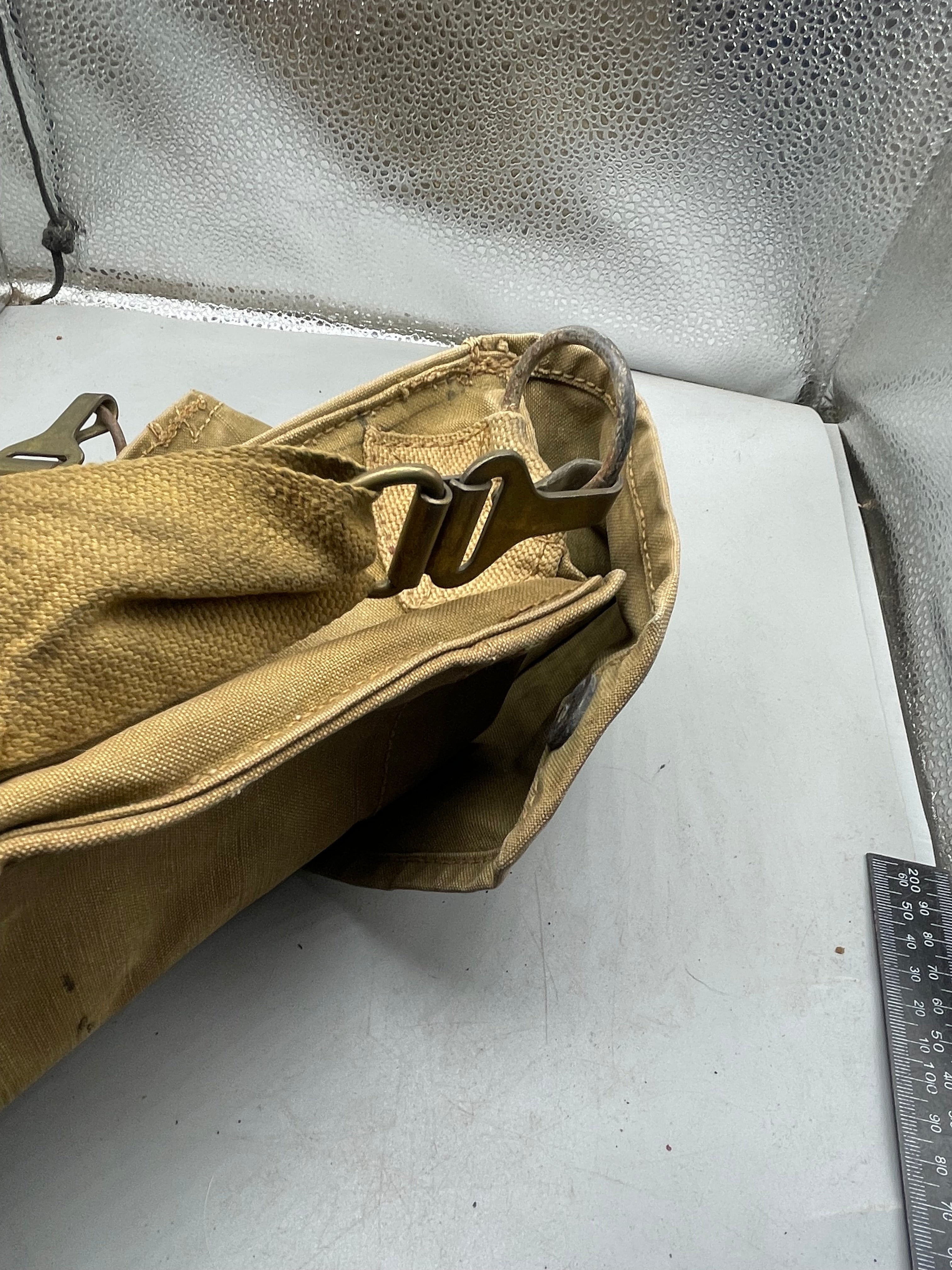 Original WW2 British Army General Service Respirator & Bag in great condition - The Militaria Shop