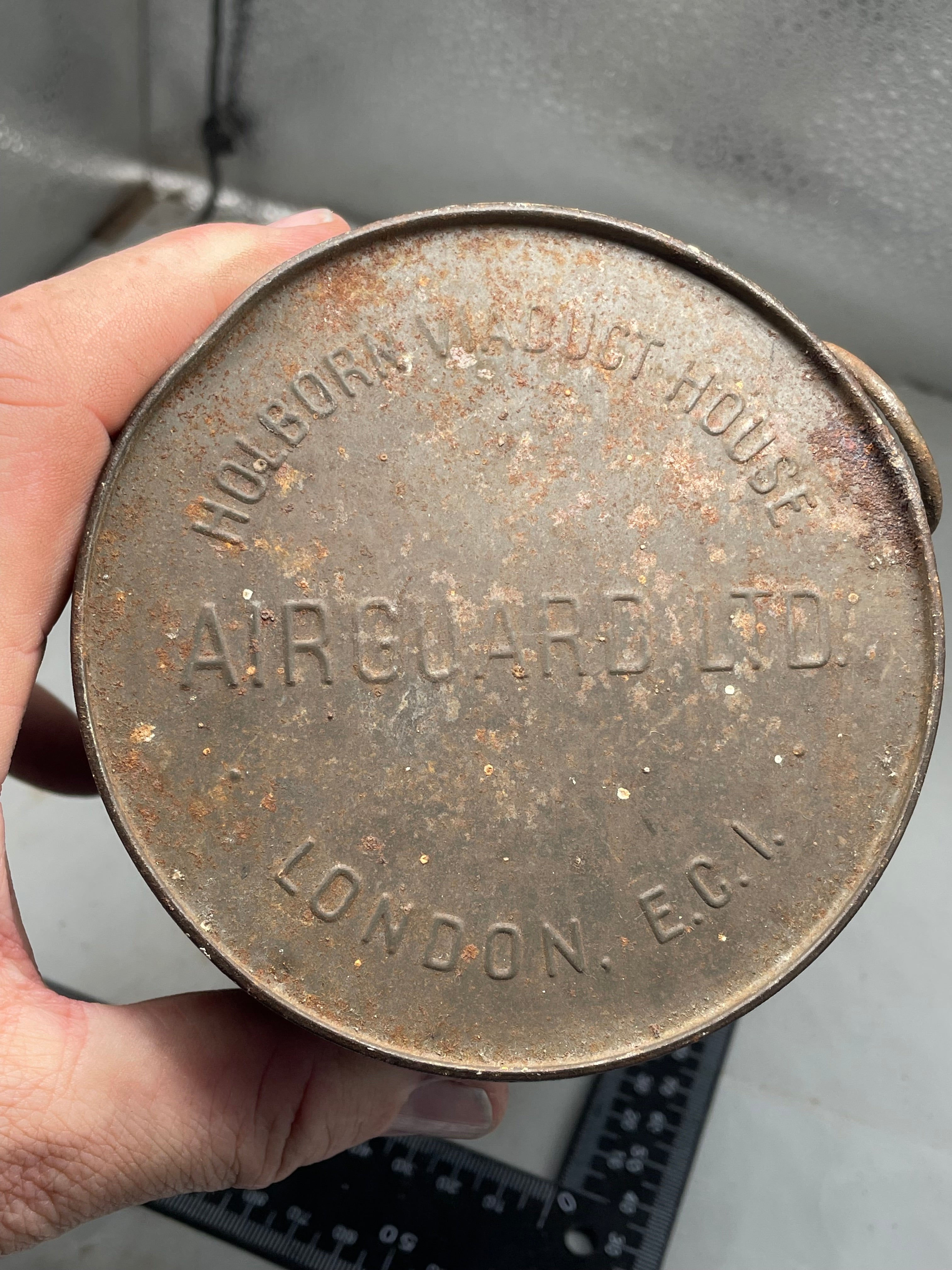 Original WW2 British Private Purchase Home Front Gas Mask Tin (empty) - The Militaria Shop