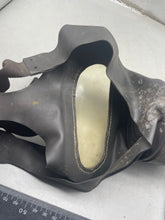 Charger l'image dans la galerie, Original WW2 Civilian British Home Front Gas Mask in Black