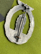 Lade das Bild in den Galerie-Viewer, Reproduction WW2 German Kriegsmarine Mine Sweepers Badge - The Militaria Shop