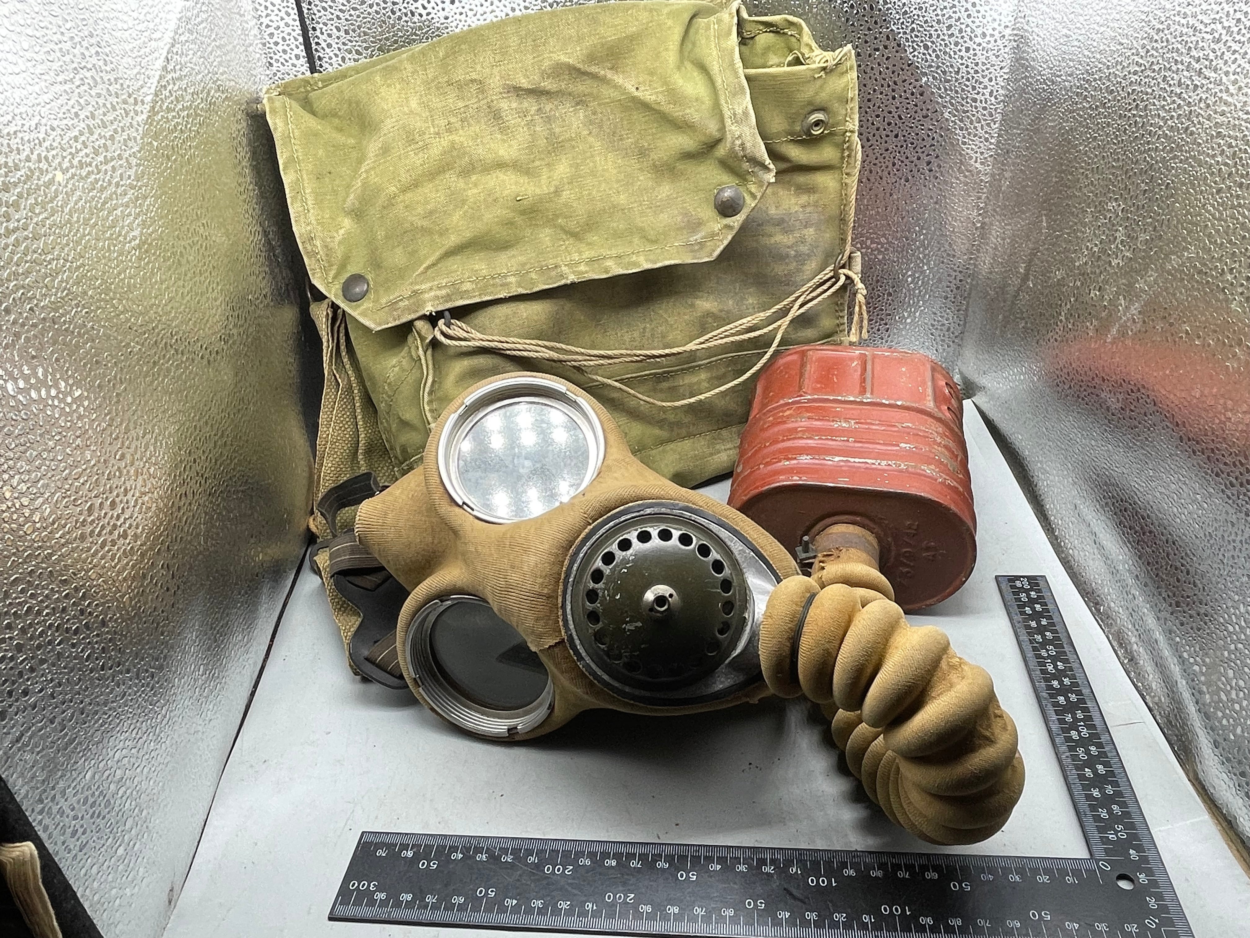 Original WW2 British Army GSR General Service Respirator Gas Mask Set - The Militaria Shop