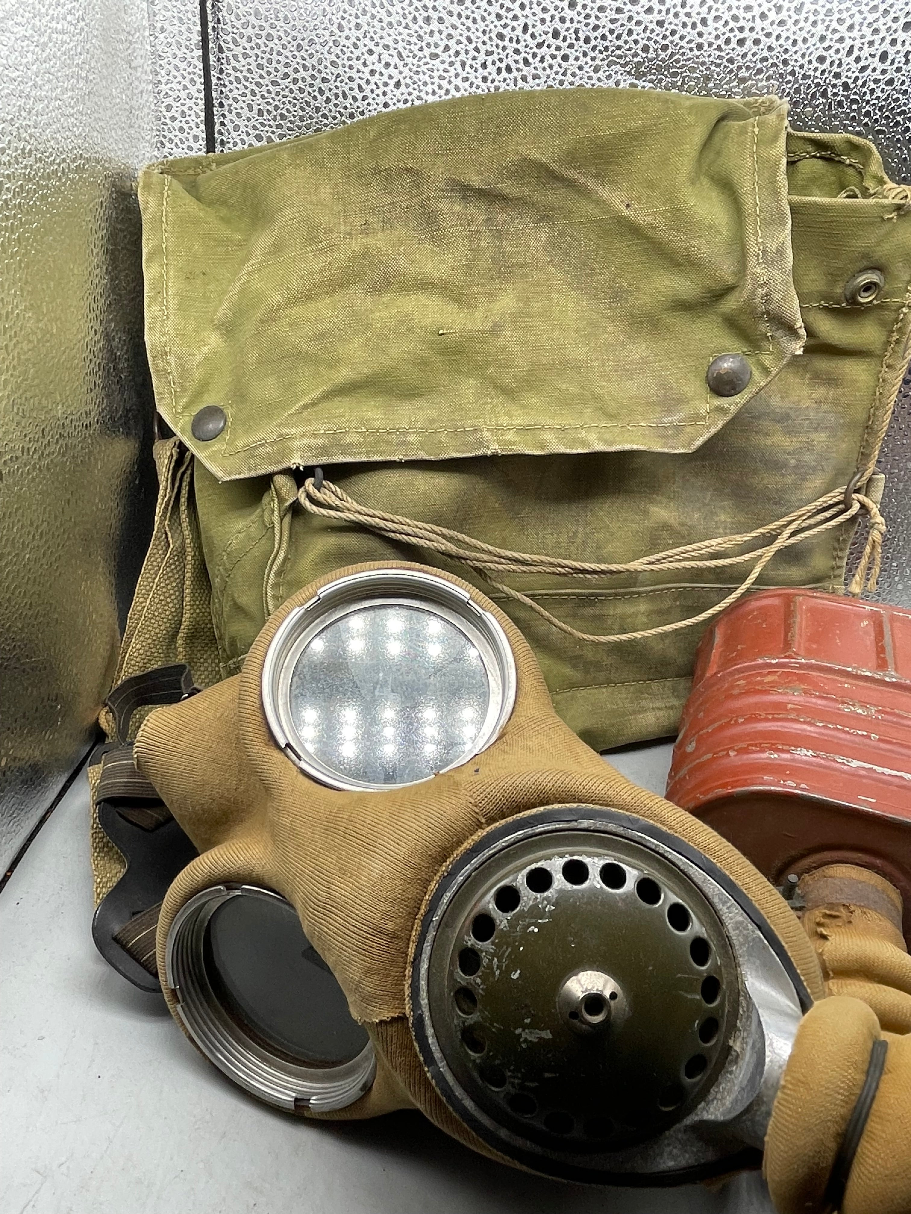 Original WW2 British Army GSR General Service Respirator Gas Mask Set - The Militaria Shop
