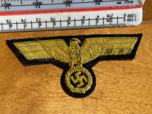 Lade das Bild in den Galerie-Viewer, Reproduction WW2 German Kriegsmarine Officer's Breast Eagle. - The Militaria Shop