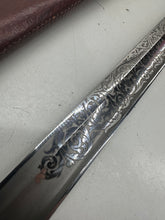 Charger l'image dans la galerie, Original WW2 British Army Royal Artillery Officers Sword - George VI