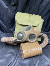 Charger l'image dans la galerie, Original WW2 British Army Long-Hose Gas Mask with Bag - The Militaria Shop