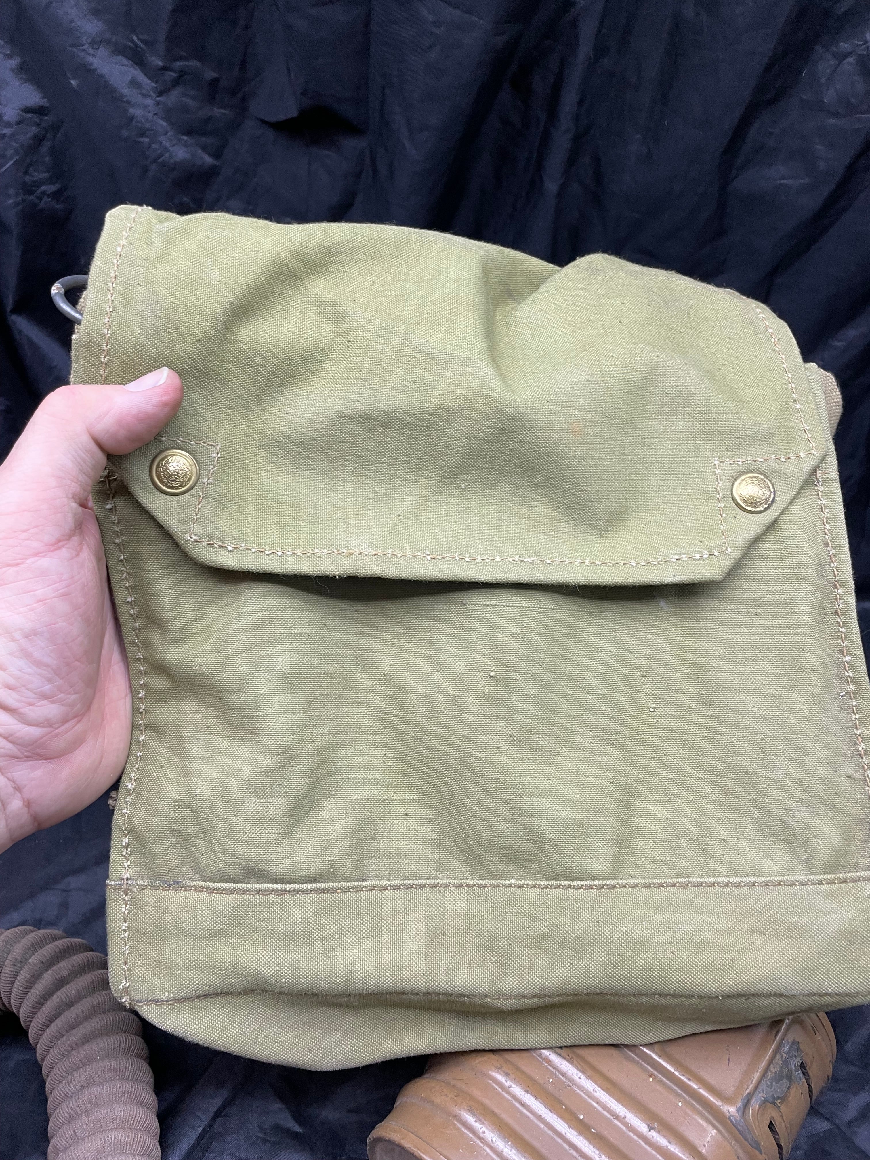 Original WW2 British Army Long-Hose Gas Mask with Bag - The Militaria Shop