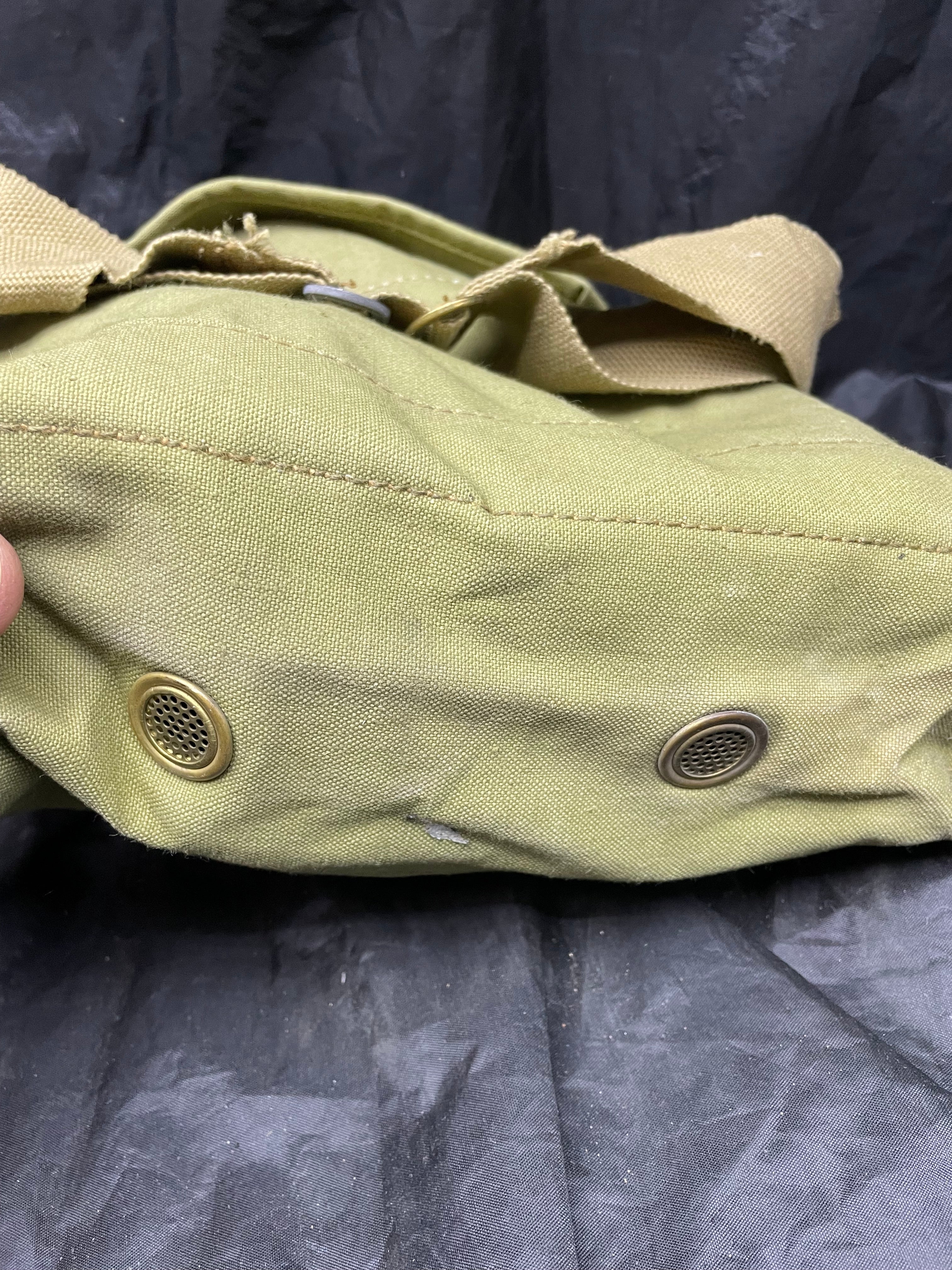 Original WW2 British Army Long-Hose Gas Mask with Bag - The Militaria Shop
