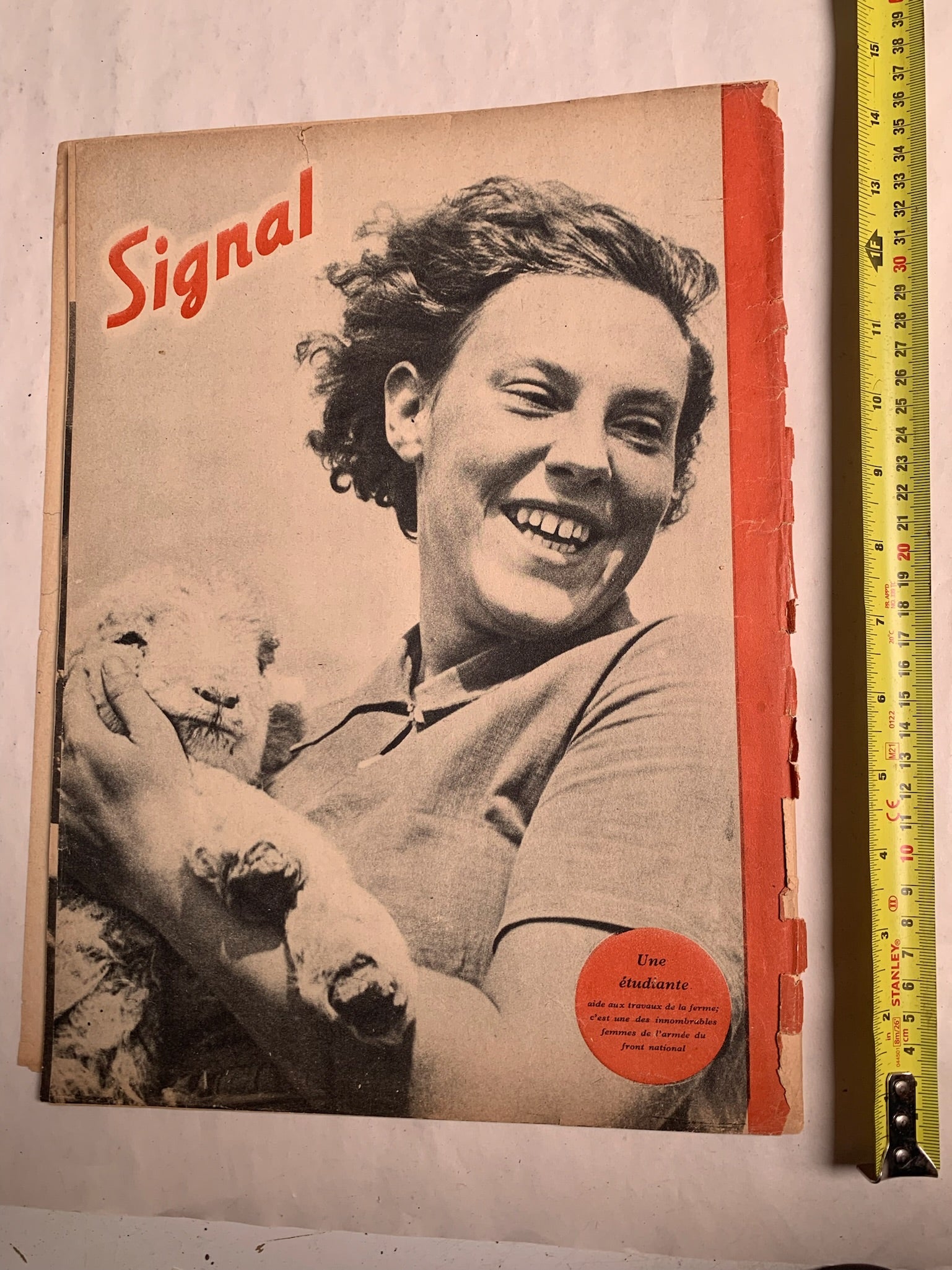 Original French Language WW2 German Signal Magazine - April 1942 - The Militaria Shop