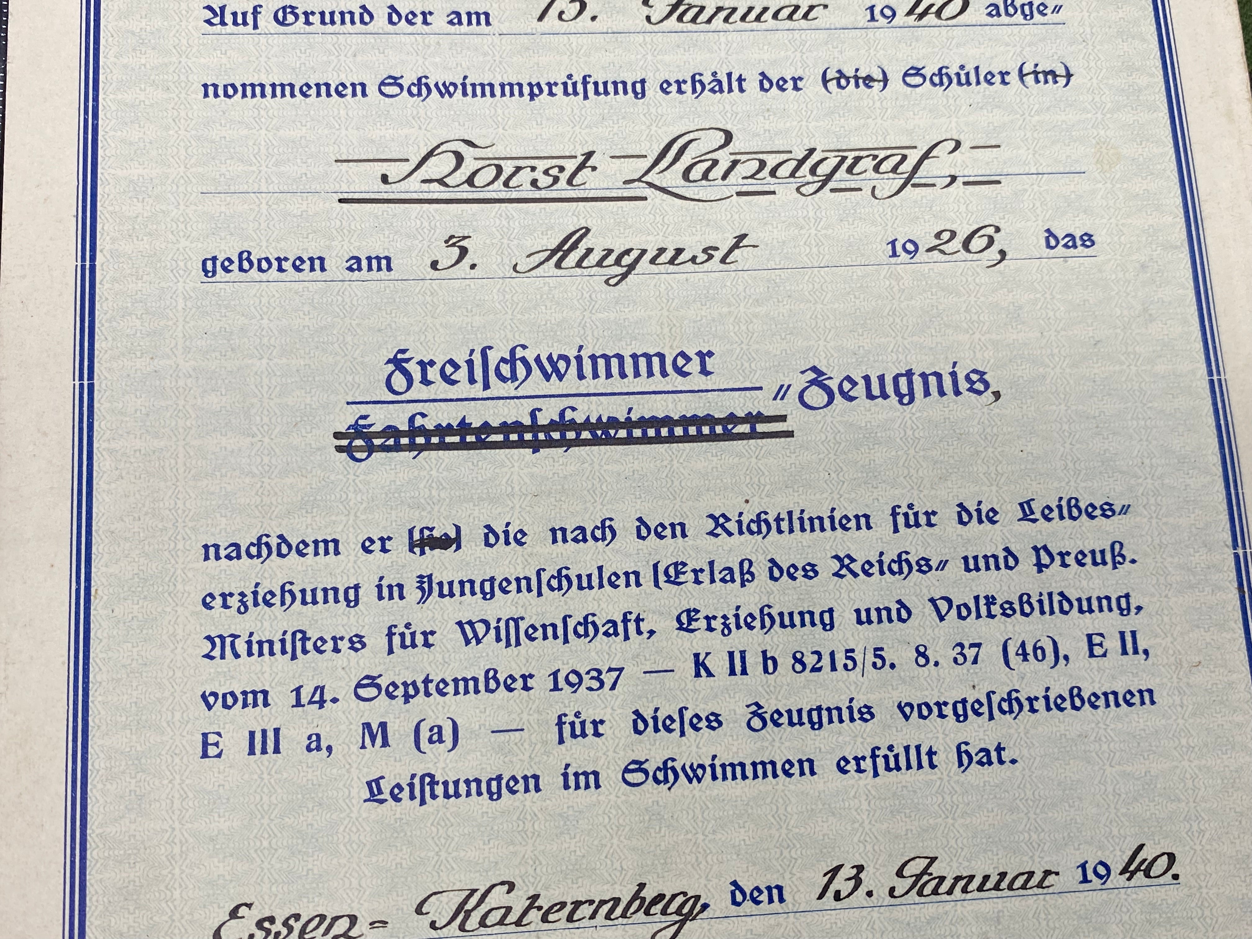 WW2 German Army Signed Swimming Paperwork with signature and good stamp - 1940. - The Militaria Shop