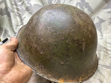 Load image into Gallery viewer, Original WW2 Canadian / British Army Mk3 High Rivet Turtle Helmet - The Militaria Shop