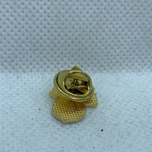 Charger l'image dans la galerie, Royal Fusiliers - NEW British Army Military Cap/Tie/Lapel Pin Badge #132 - The Militaria Shop