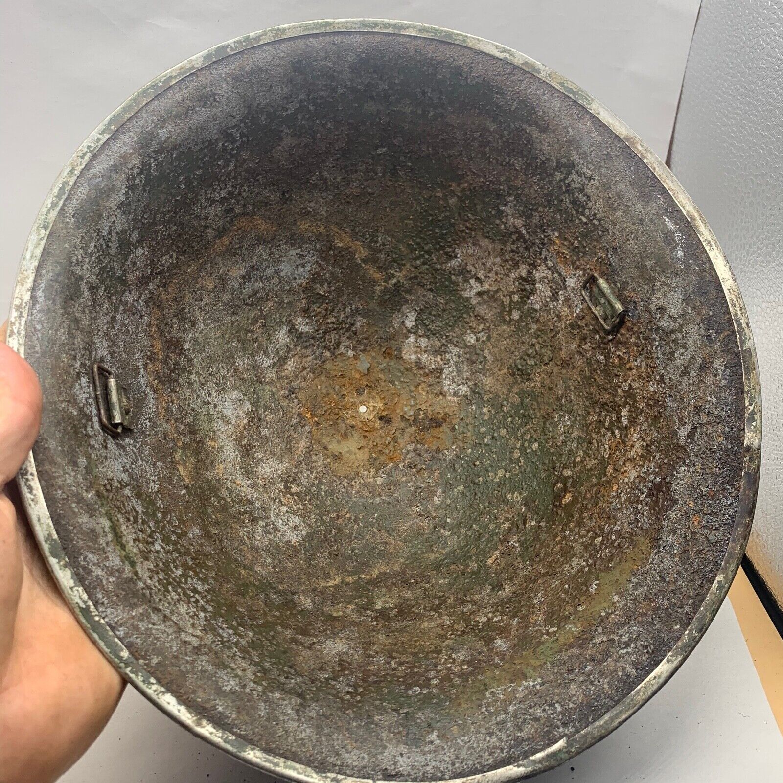 Original WW2 British / Canadian Army Mk3 Hight Rivet Turtle Army Combat Helmet - The Militaria Shop