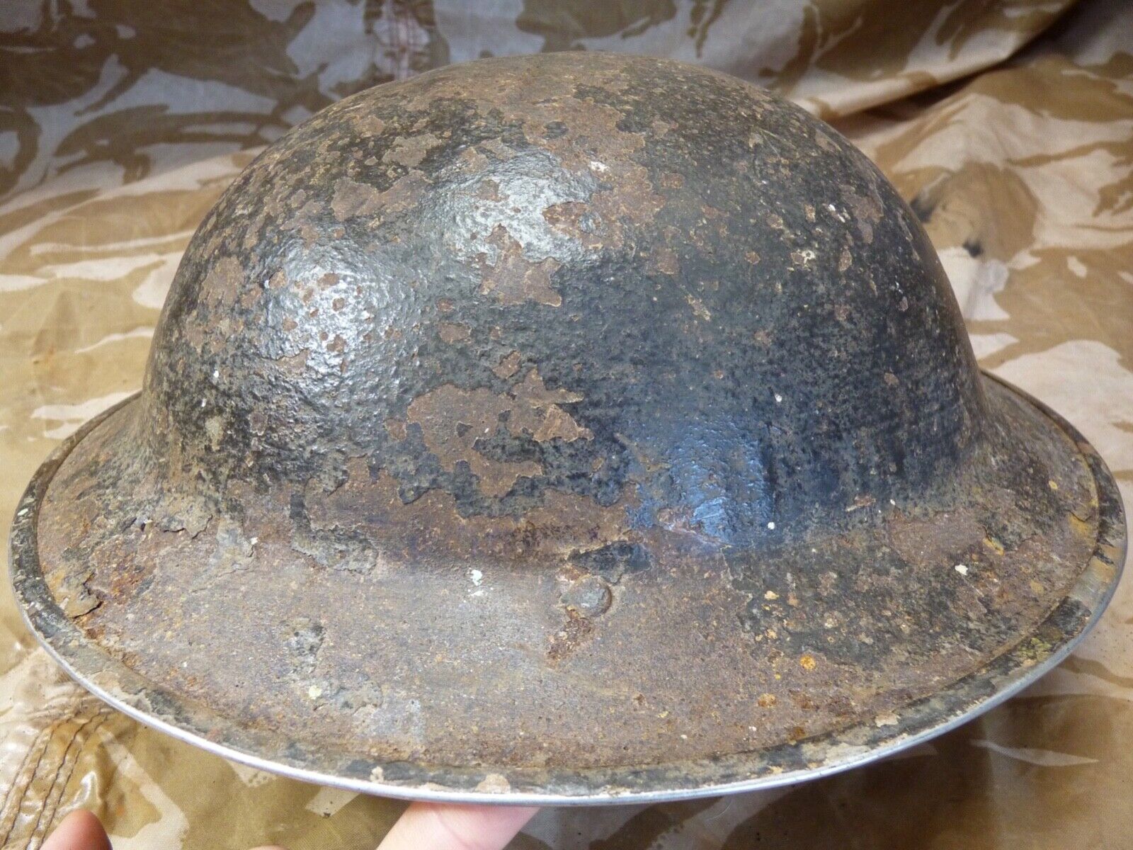 Original WW2 British Style South African Mk2 Army Combat Helmet - The Militaria Shop