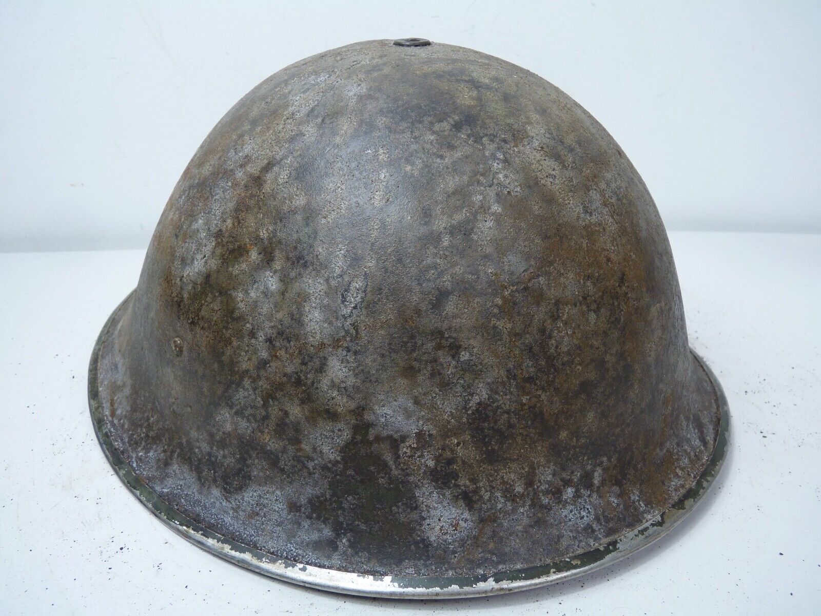 Mk3 Canadian / British Army Original WW2 Turtle Helmet High Rivet - The Militaria Shop