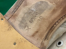 Charger l'image dans la galerie, Original WW2 British Army Women's White Summer Shoes - ATS WAAF - Size 235s - The Militaria Shop