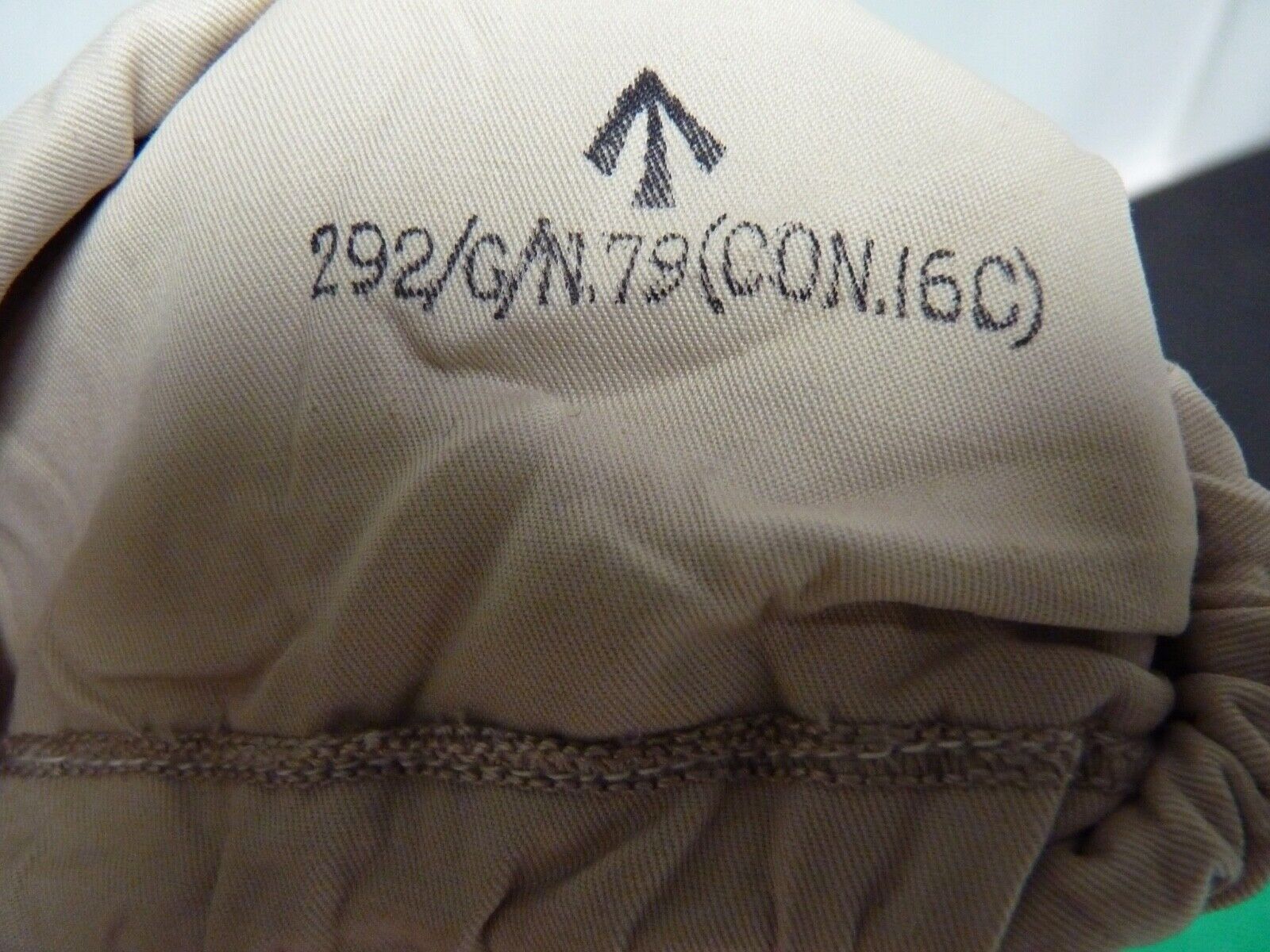 Original WW2 British Army Gunners Winter White Gloves - The Militaria Shop