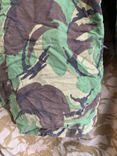 Load image into Gallery viewer, Genuine British Army Issue DPM Combat Smock - Size 160/84
